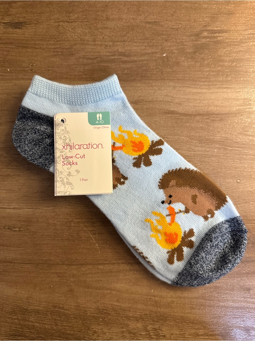 NWT Hedgehog Campfire Low Rise Socks - Picture 2 of 6